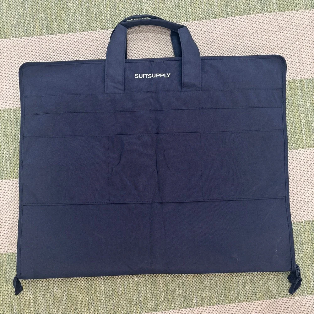 Suitsupply Bi-Fold Garment Bag Navy Blue Nylon Full Zip Suit Storage Travel